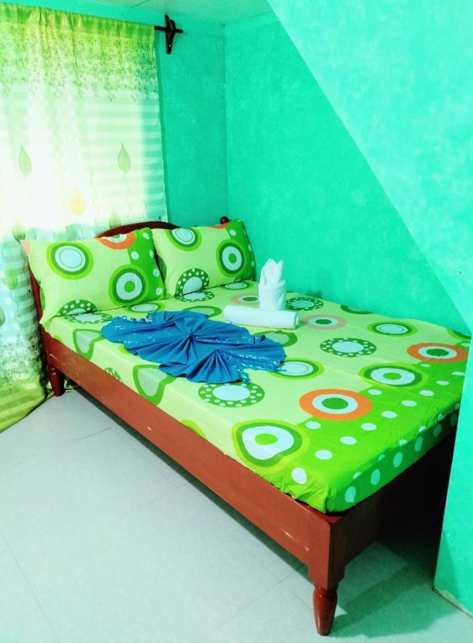 Blue Lagoon Inn, Pagudpud Ngoại thất bức ảnh